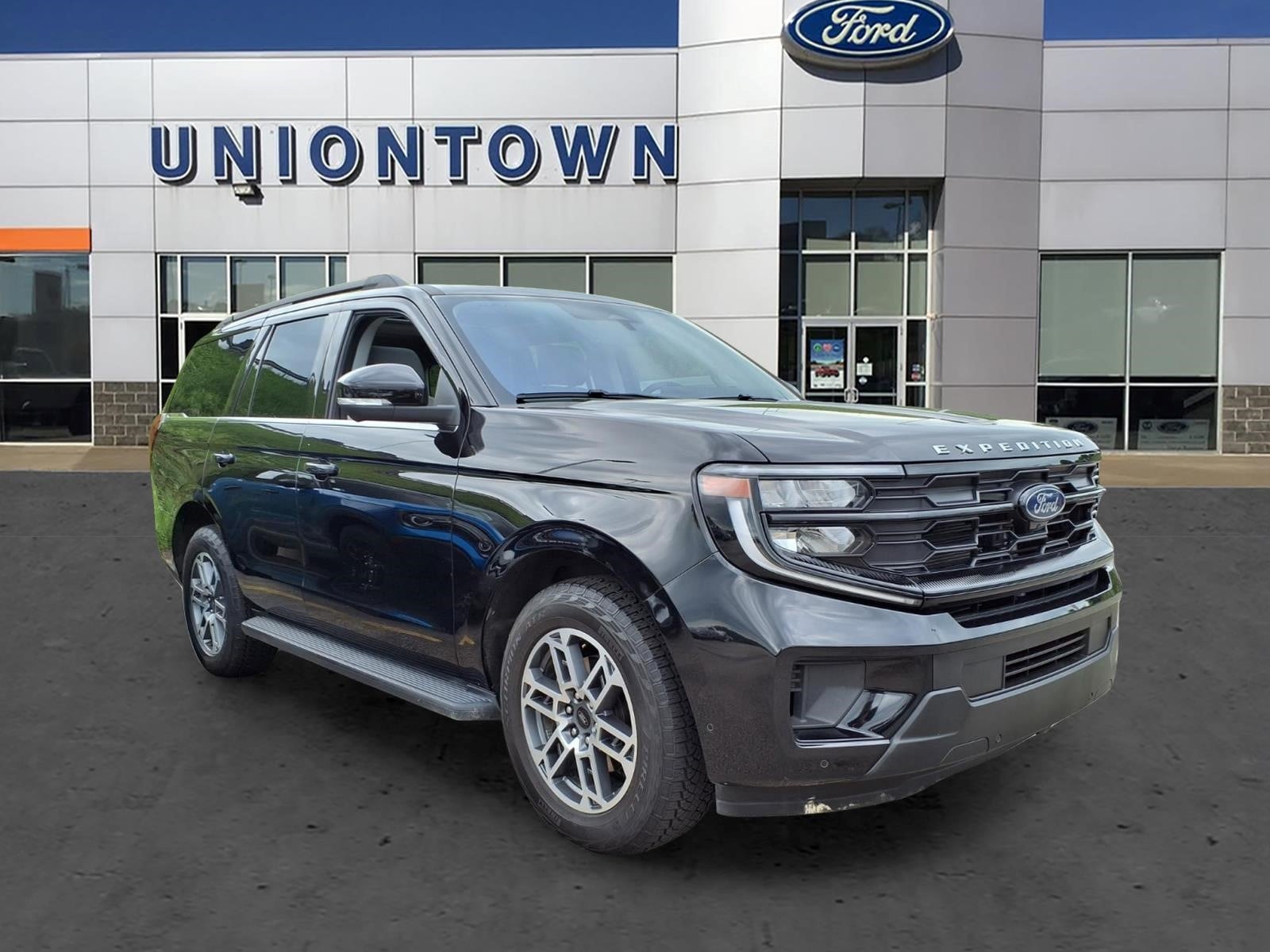 2025 Ford Expedition's photo