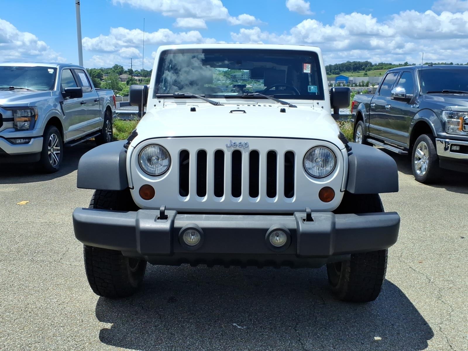 Used 2009 Jeep Wrangler X with VIN 1J4FA24189L784228 for sale in Uniontown, PA