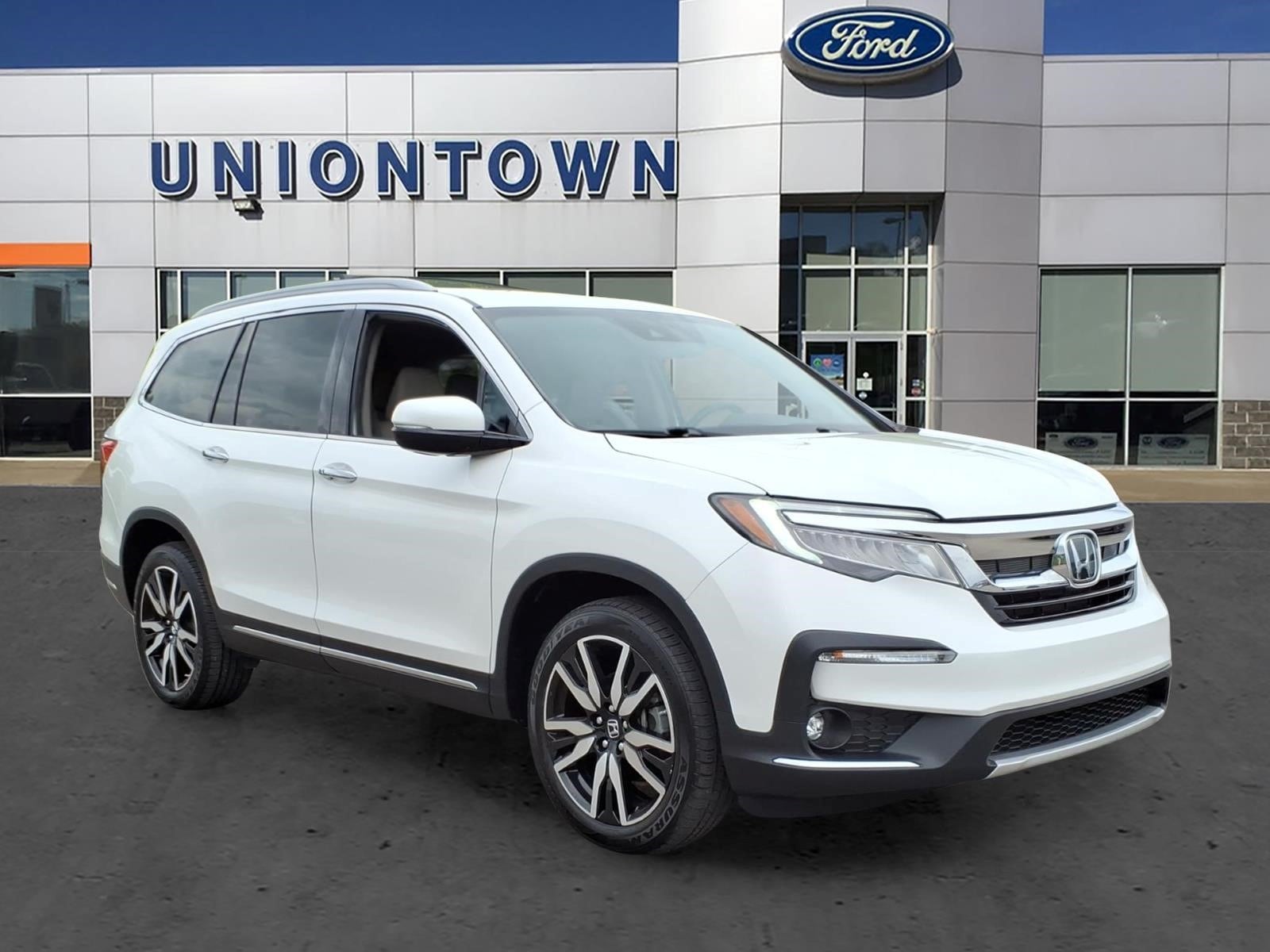 2020 Honda Pilot 4WD Touring-7P's photo