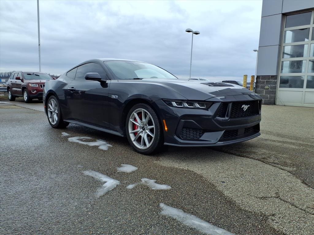 2024 Ford Mustang GT Premium's photo
