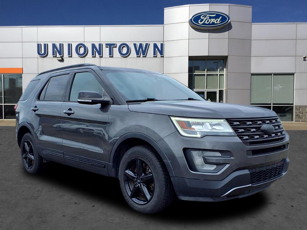 2017 Ford Explorer XLT's photo