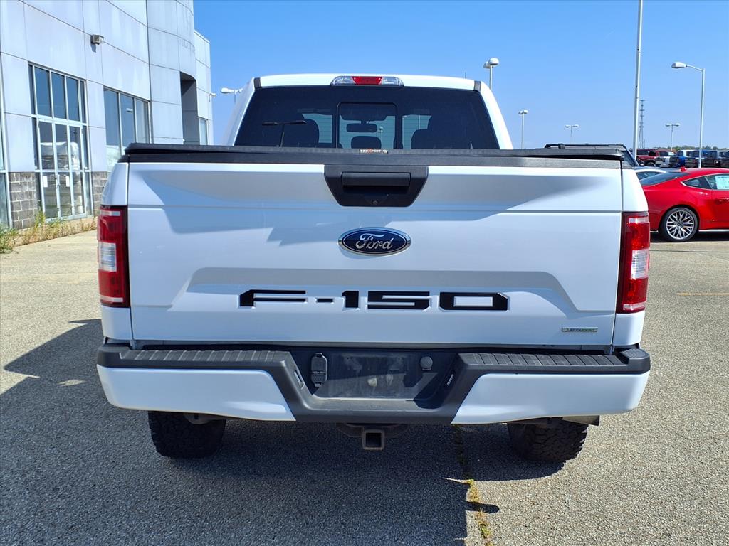 2019 Ford F-150 XLT photo 4