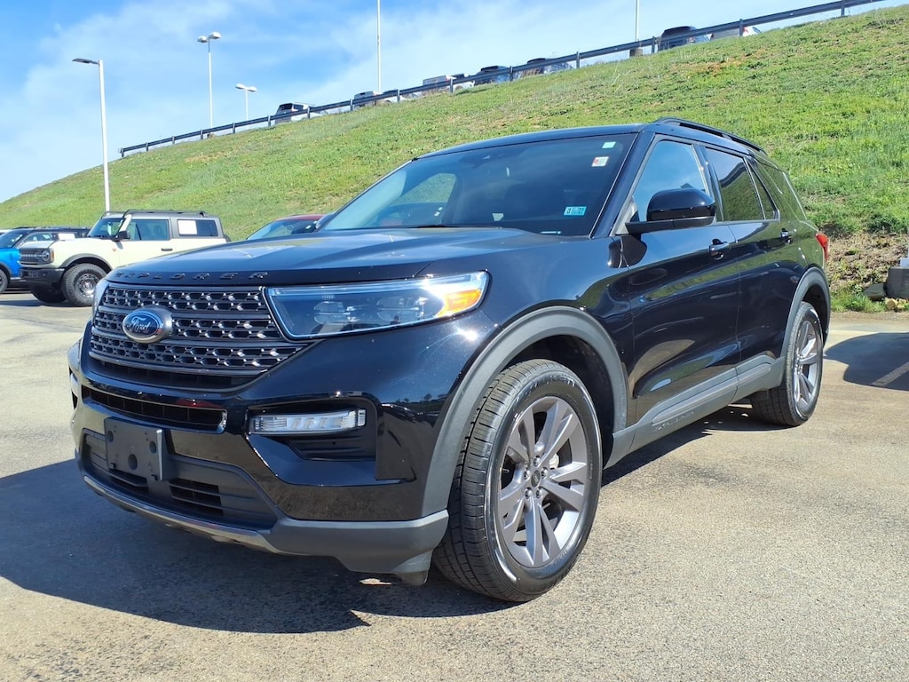 Certified 2022 Ford Explorer XLT SUV