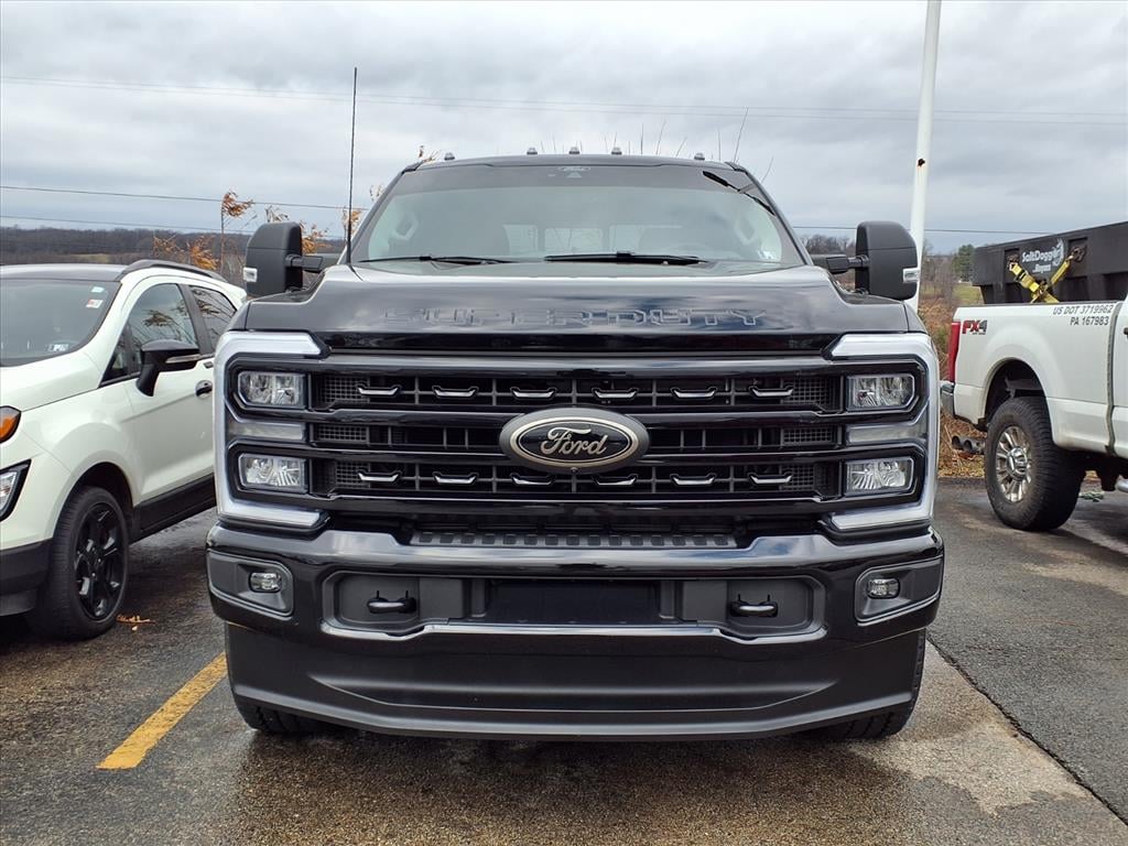 Used 2024 Ford F-350 Super Duty XLT Truck Crew Cab