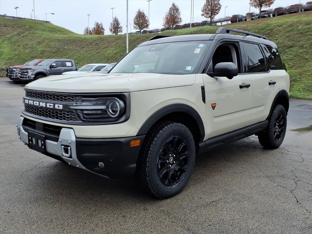 2025 Ford Bronco Sport Badlands photo 3
