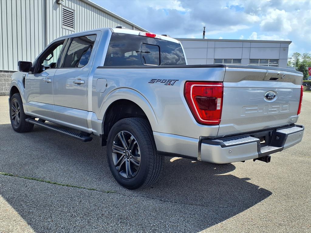 2022 Ford F-150 XLT photo 4
