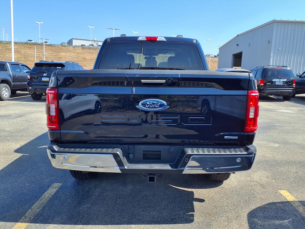 2021 Ford F-150 XLT photo 3