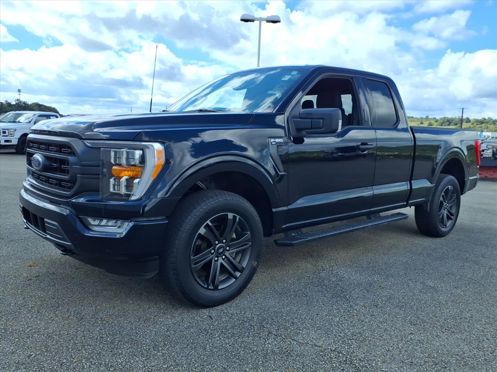 2022 Ford F-150 XLT photo 3