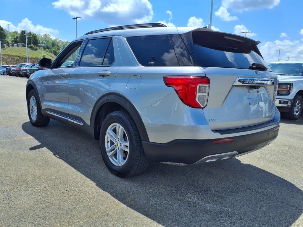 2022 Ford Explorer XLT photo 4
