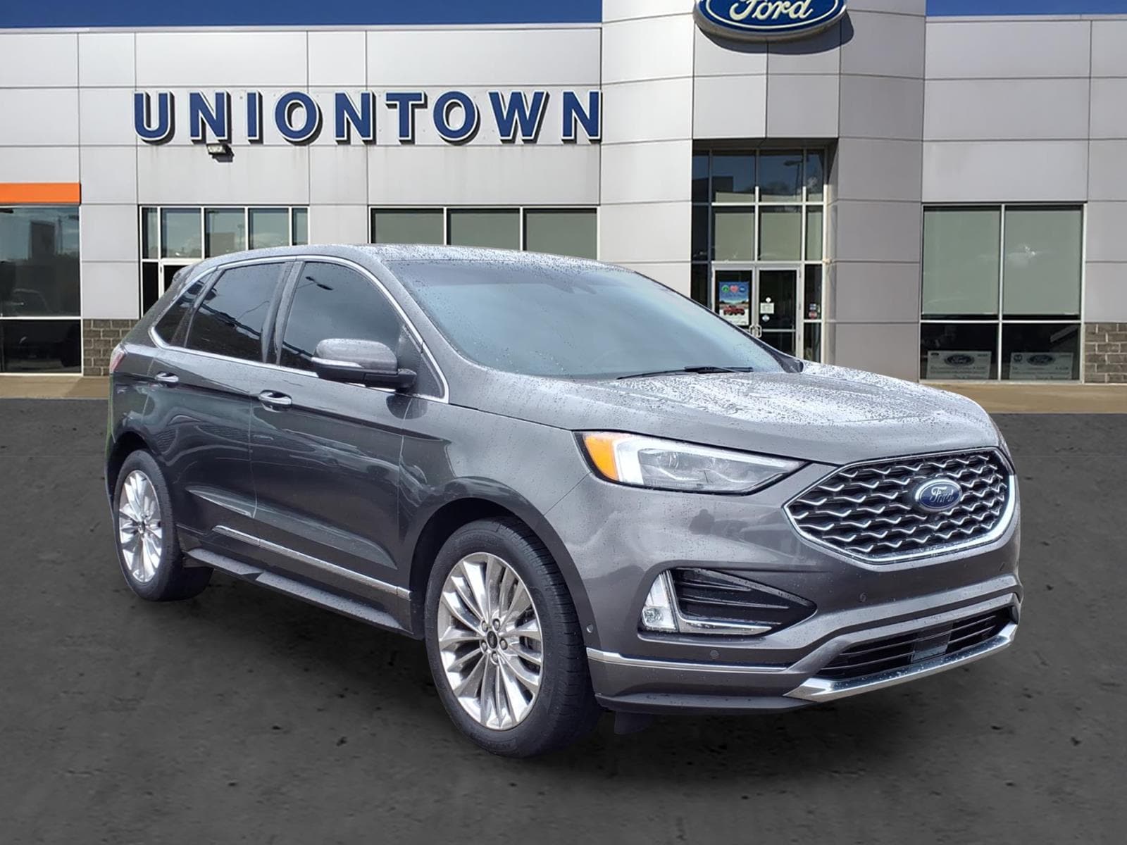 2020 Ford Edge Titanium
