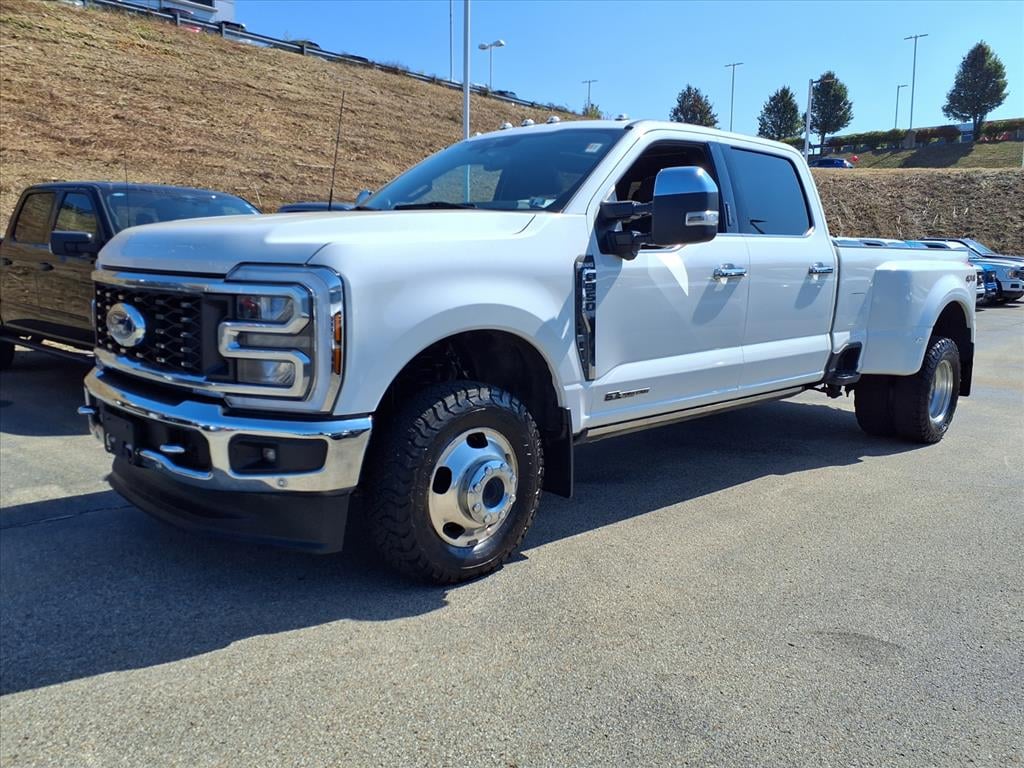 Certified 2024 Ford F-350 Super Duty King Ranch Truck Crew Cab