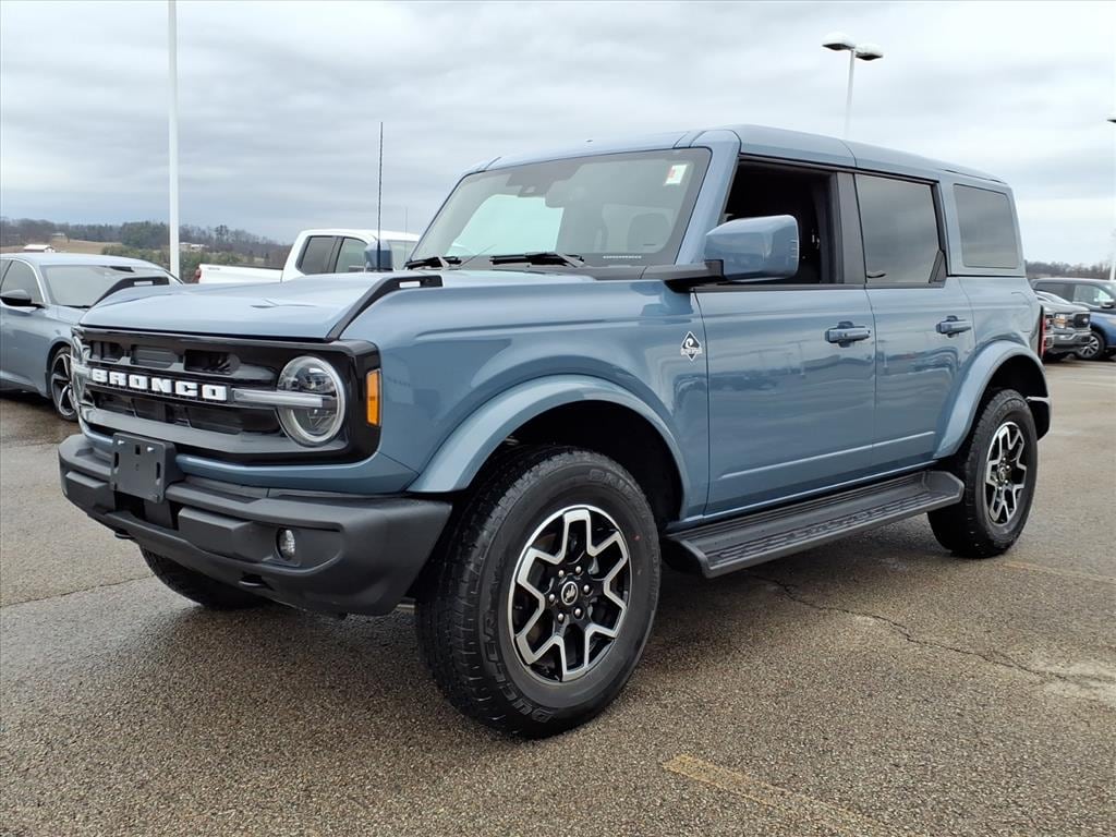 Certified 2025 Ford Bronco Outer Banks SUV