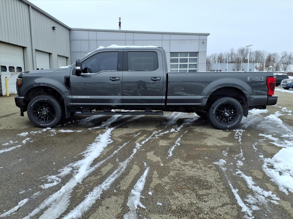 Used 2020 Ford F-350 Super Duty Lariat Truck Crew Cab