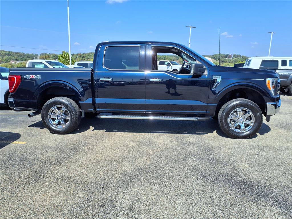 2021 Ford F-150 XLT photo 2