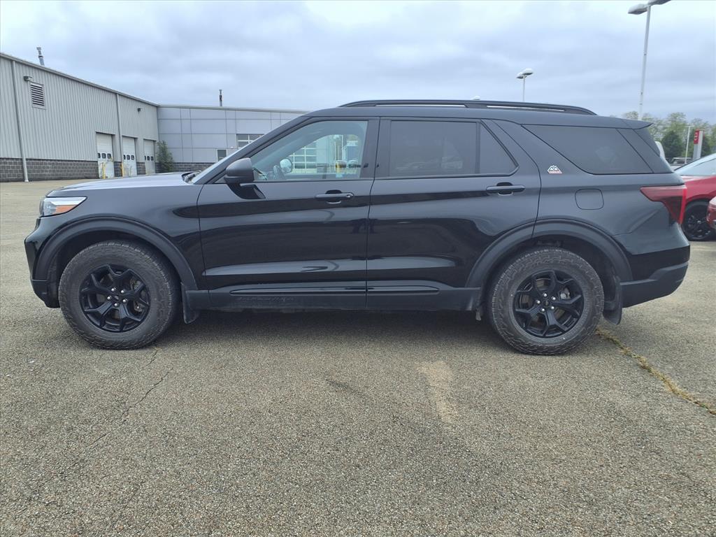 2022 Ford Explorer Timberline photo 2