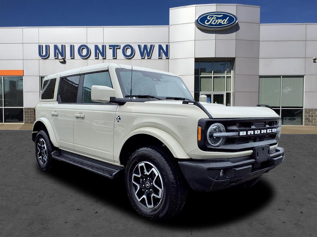 2025 Ford Bronco 4-Door Outer Banks's photo