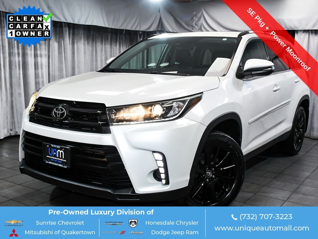 Used 2019 Toyota Highlander SE V6 SUV