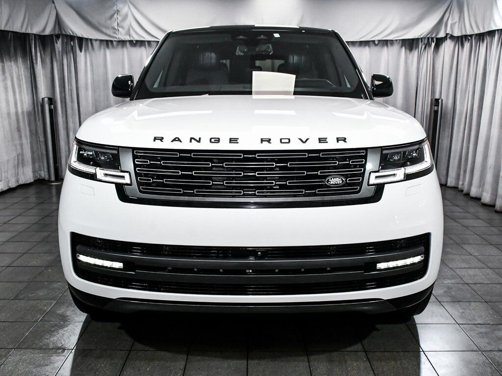 Used 2024 Land Rover Range Rover P400 SE SUV