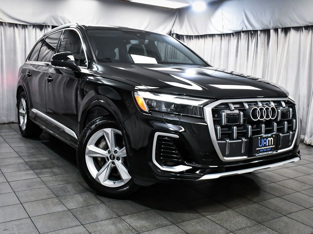 Used 2025 Audi Q7 55 Premium SUV