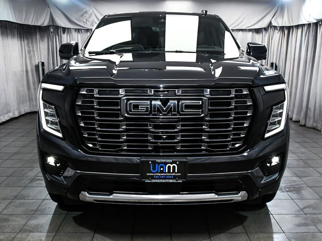 Used 2025 GMC Yukon XL Denali Ultimate SUV