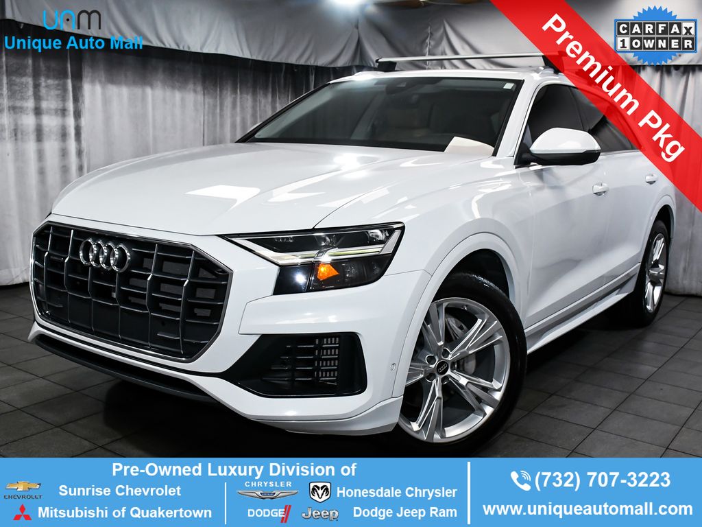 2022 Audi Q8 Premium