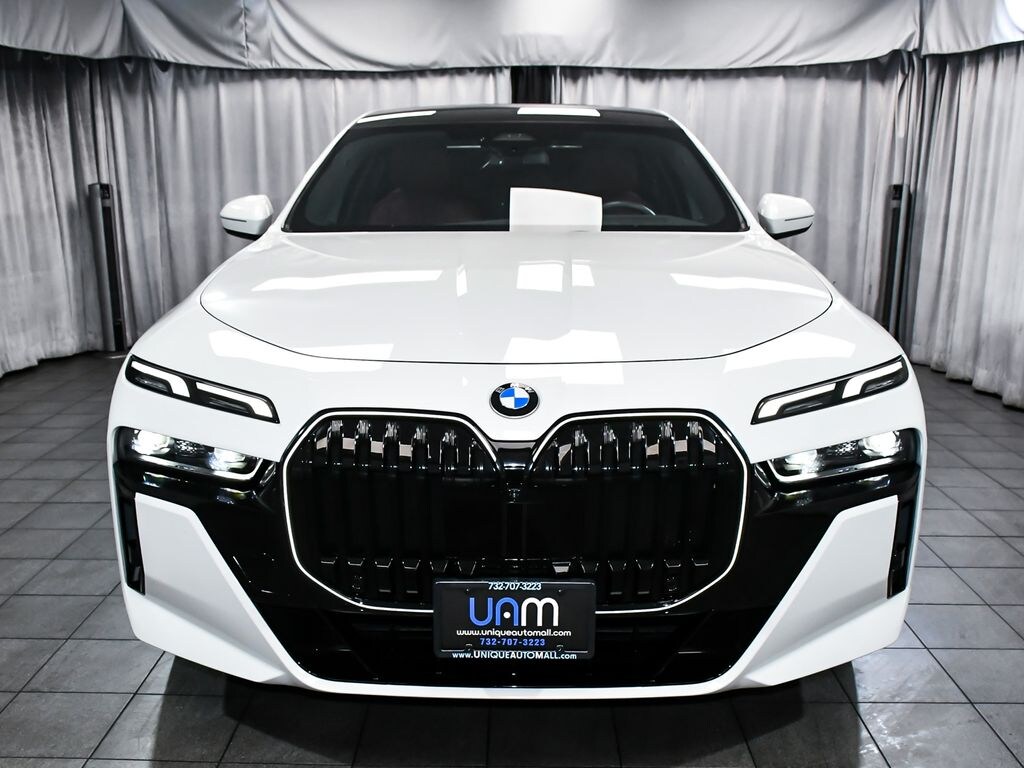 Used 2026 BMW 740i xDrive Sedan