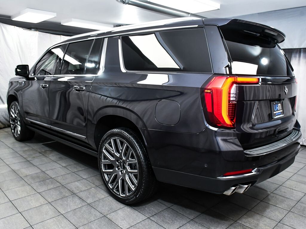 Used 2025 GMC Yukon XL Denali Ultimate SUV