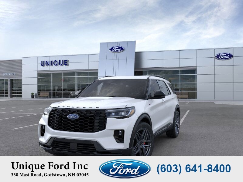 2025 Ford Explorer ST-Line photo 2