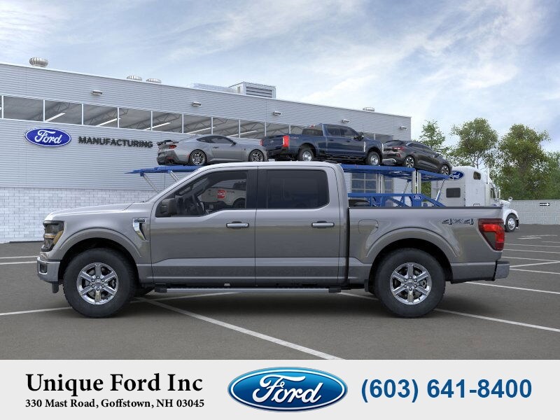 2025 Ford F-150 Lightning XLT photo 3