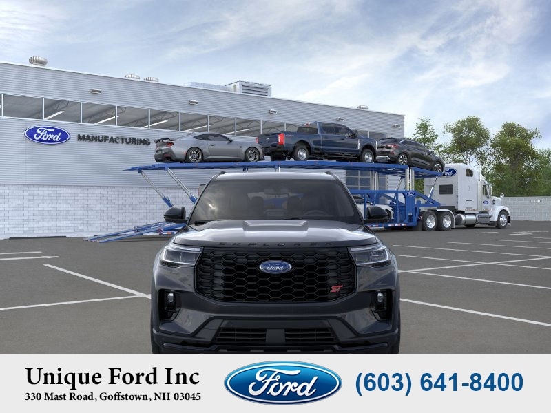 2025 Ford Explorer ST photo 3