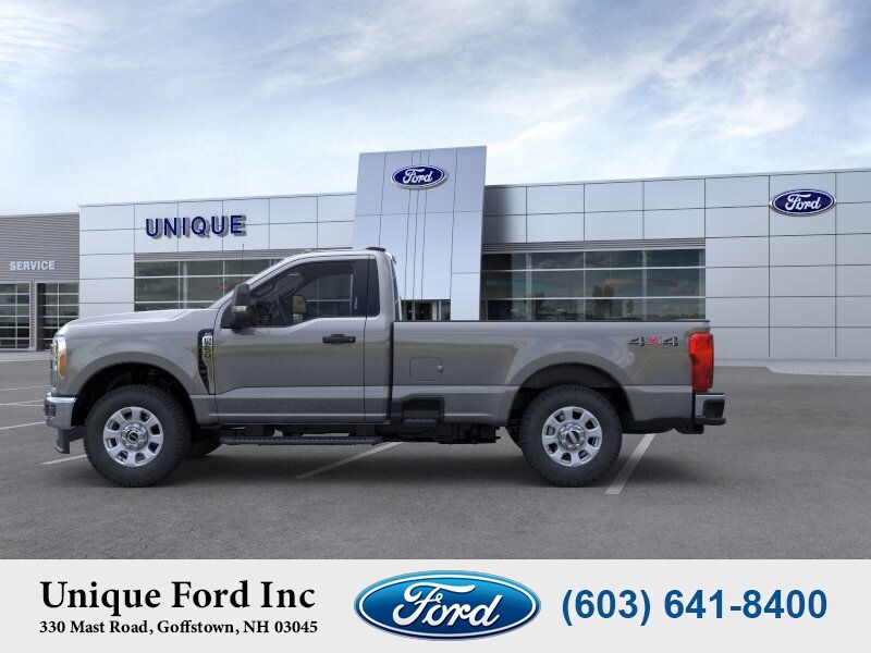 2025 Ford F-250 XLT photo 3