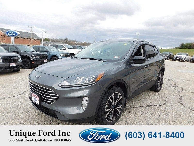 2022 Ford Escape SEL photo 4