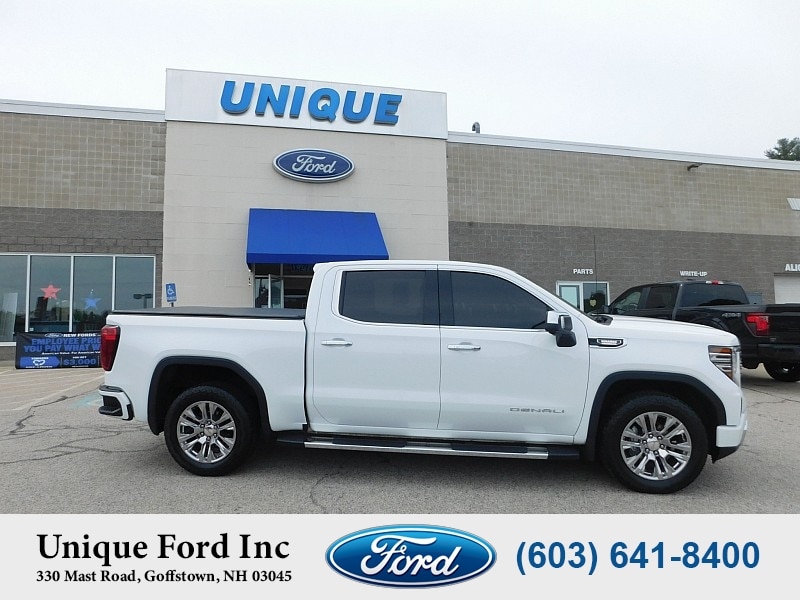 2022 GMC Sierra 4WD Crew Cab Short Box Denali's photo