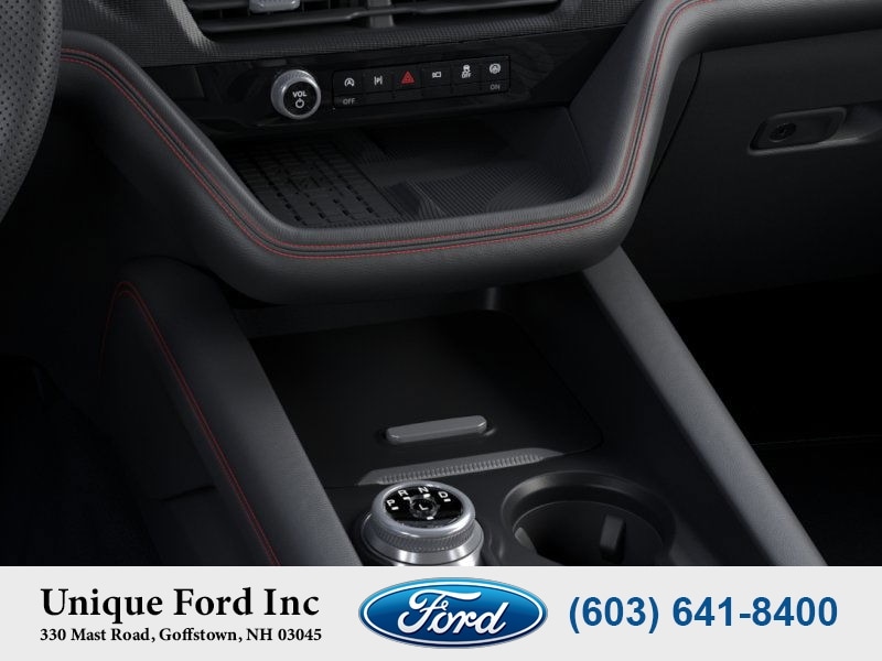 2025 Ford Explorer ST photo 11