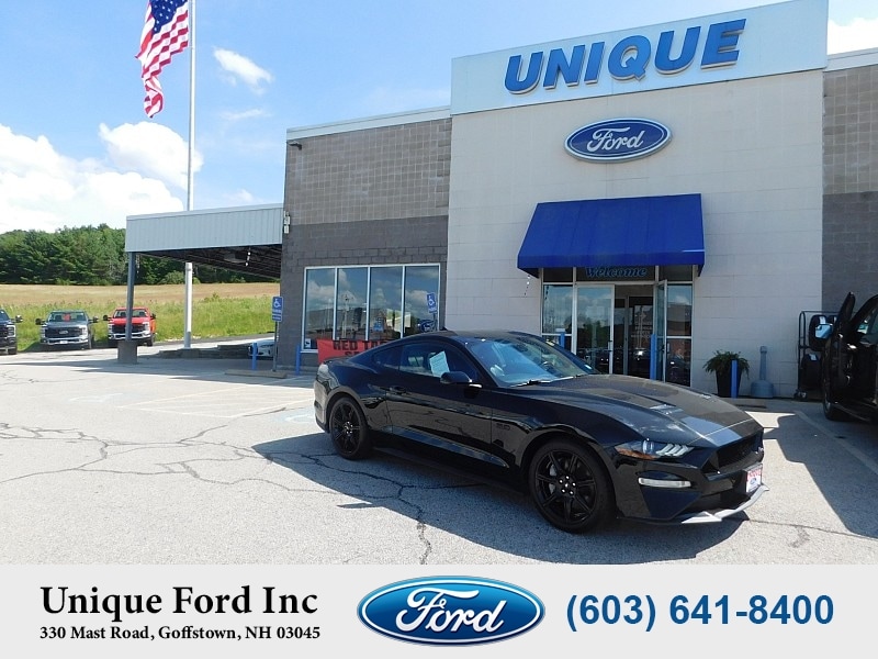 2020 Ford Mustang Sporty Car 