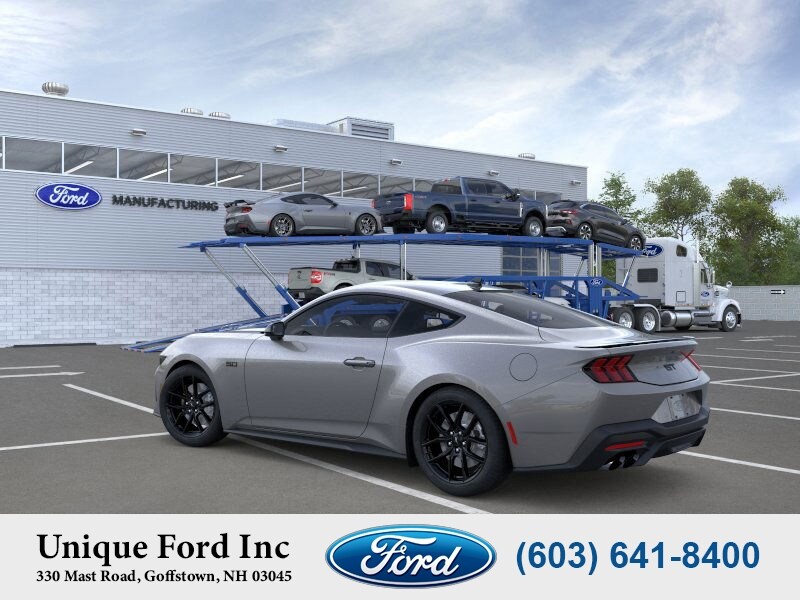 2025 Ford Mustang GT Premium photo 2
