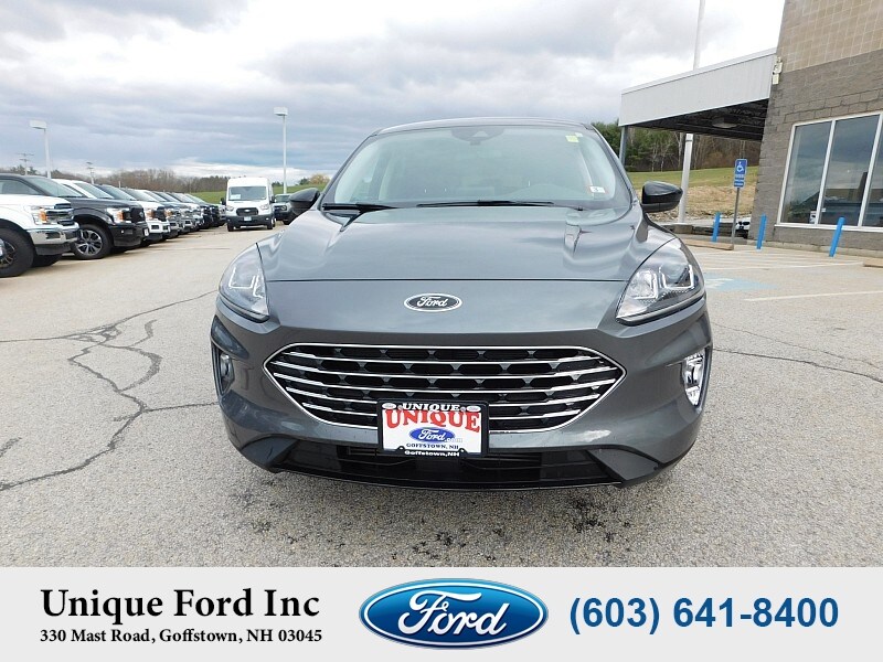 2022 Ford Escape SEL photo 3