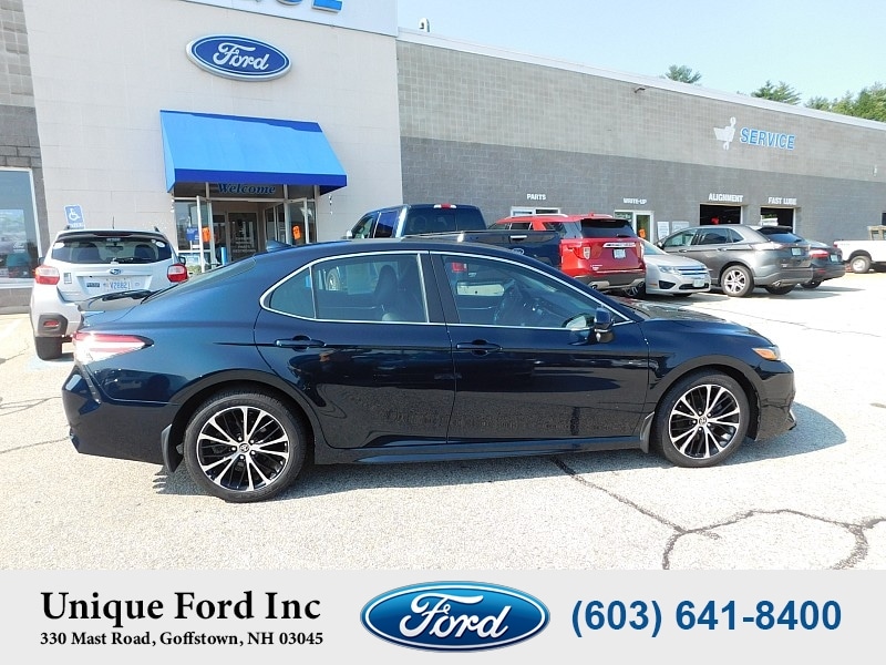 Used 2020 Toyota Camry SE with VIN 4T1G11BK8LU008372 for sale in Goffstown, NH