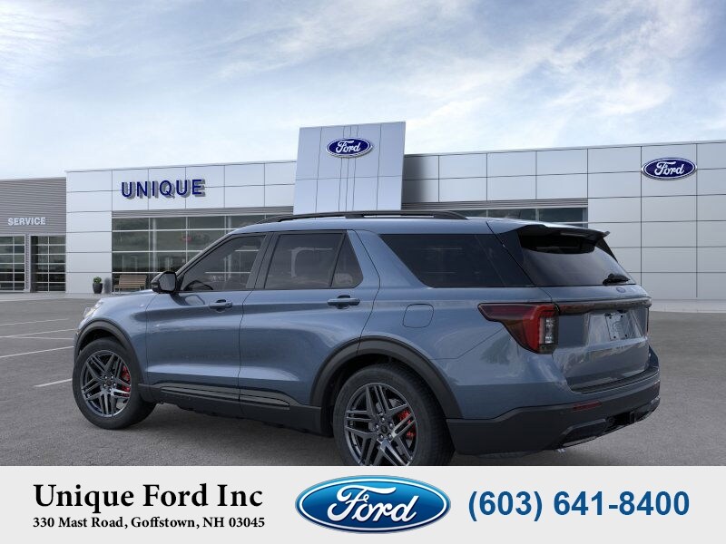 2025 Ford Explorer ST-Line photo 4
