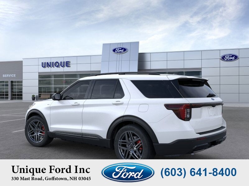 2025 Ford Explorer ST-Line photo 4