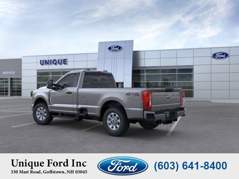 2025 Ford F-250 XLT photo 4