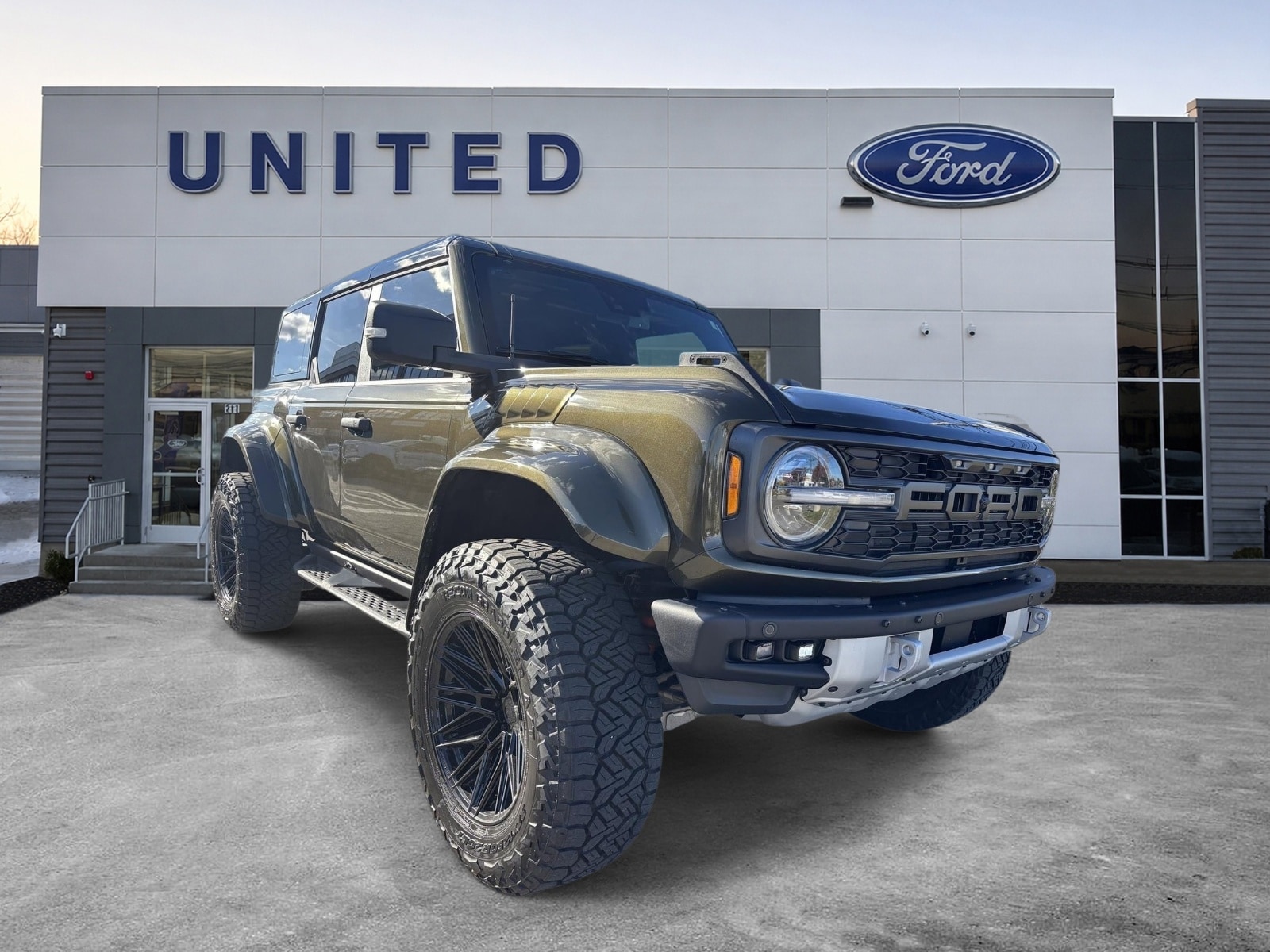 2024 Ford Bronco Raptor 4x4's photo