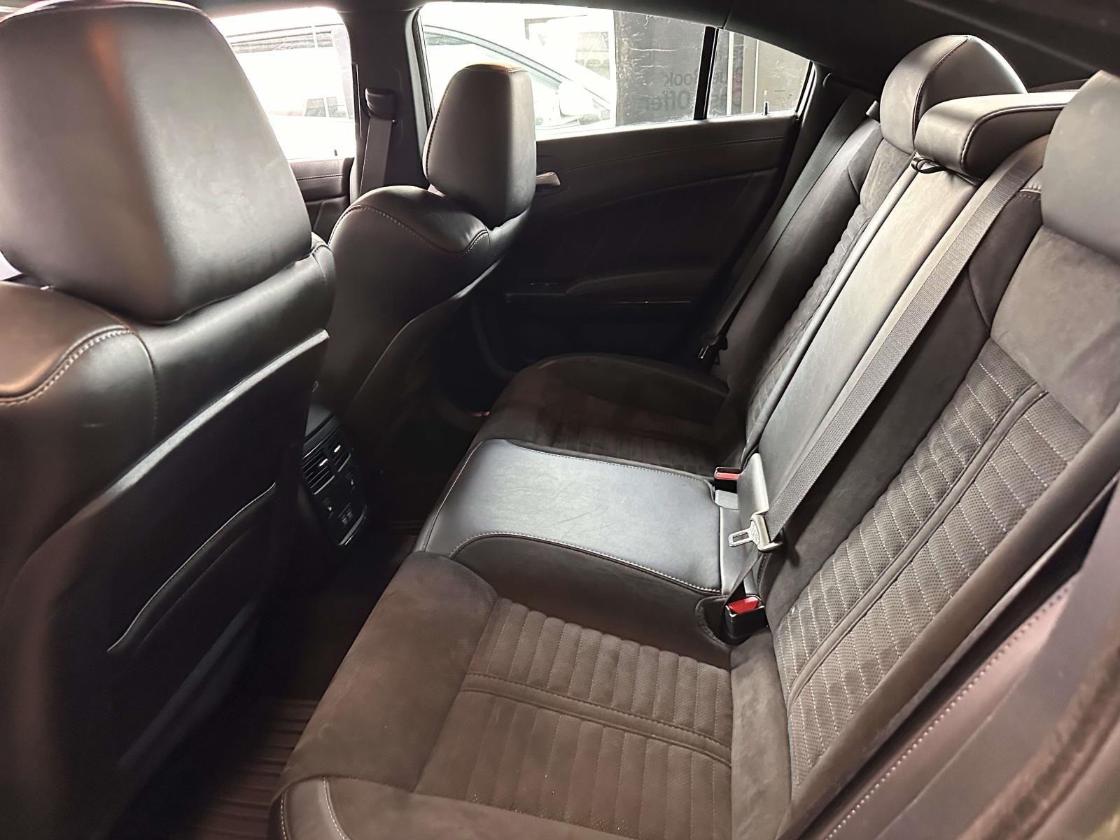 2022 Dodge Charger Scat Pack - Photo 18