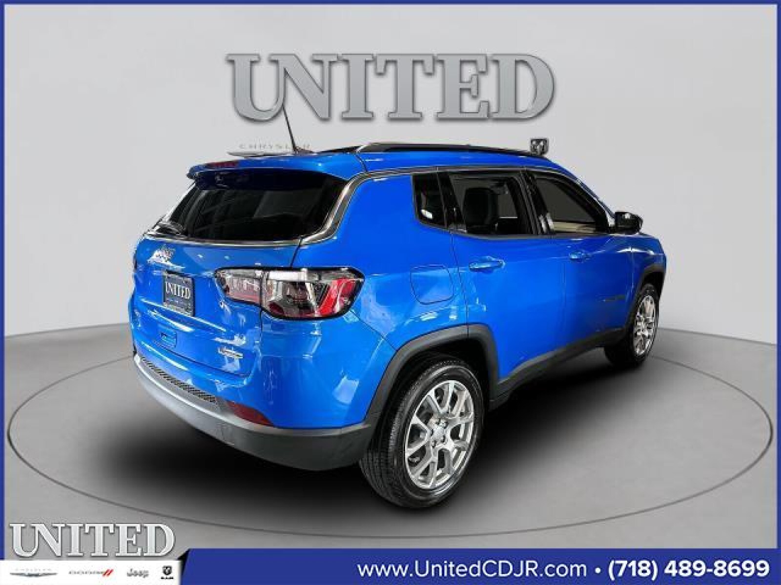 Used 2023 Jeep Compass Latitude Lux with VIN 3C4NJDFN1PT558630 for sale in Brooklyn, NY