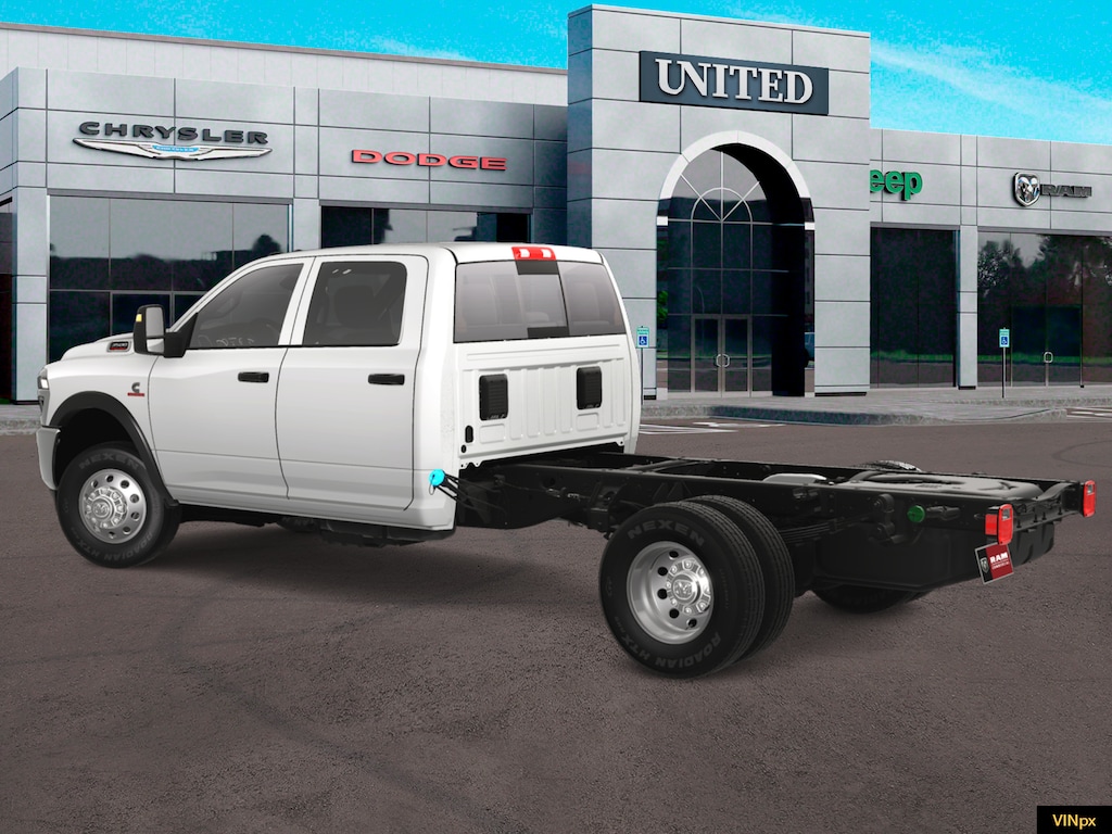 New 2025 Ram 3500 Chassis Cab 3500 TRADESMAN CREW CAB CHASSIS 4X4 60' CA Pickup