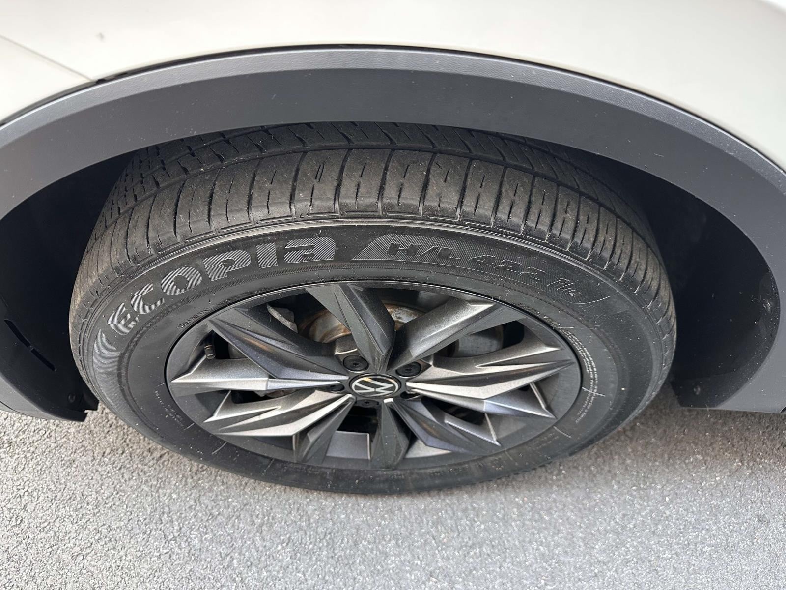 2022 Volkswagen Tiguan SE - Photo 10