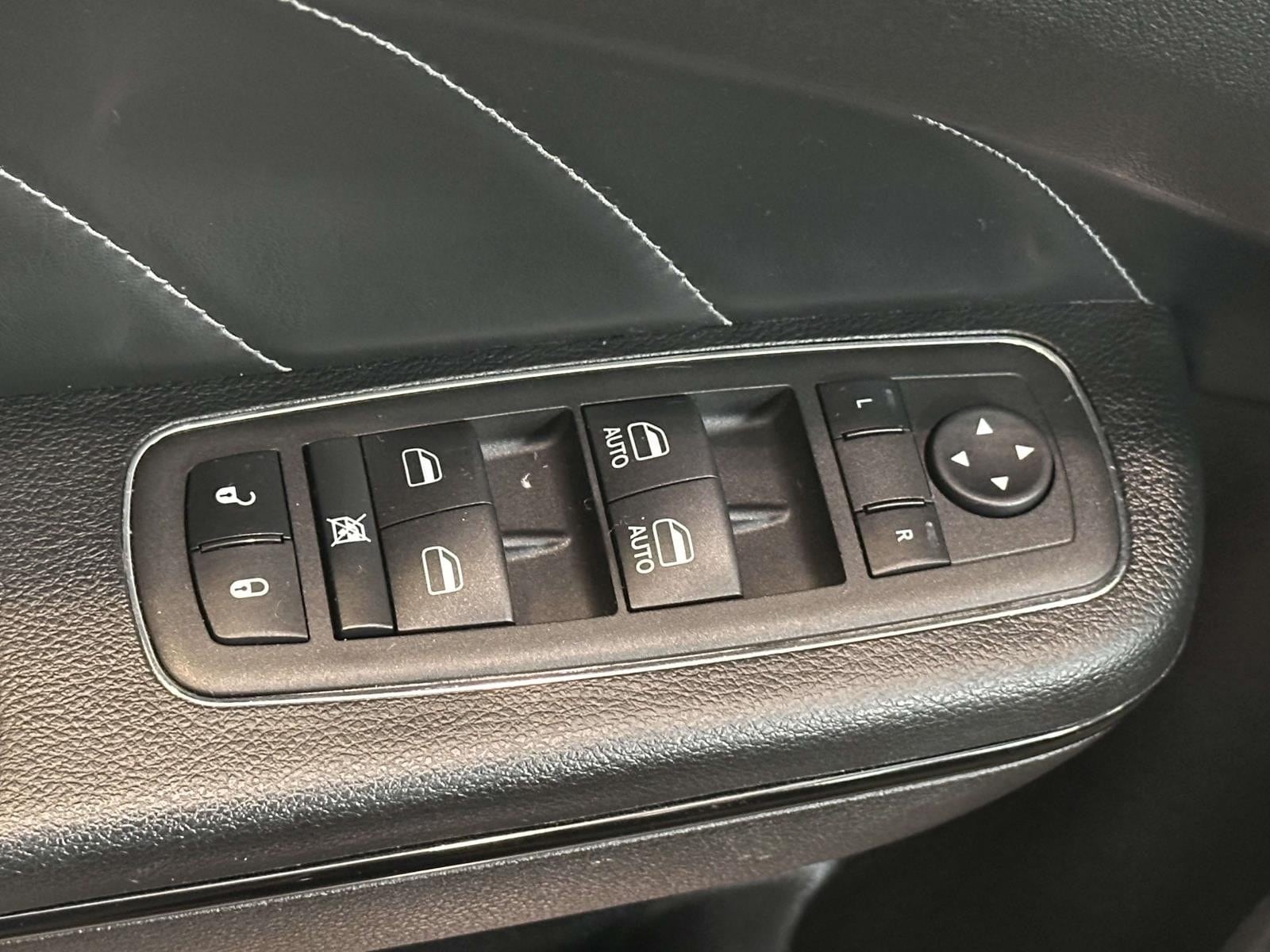 2022 Dodge Charger Scat Pack - Photo 13