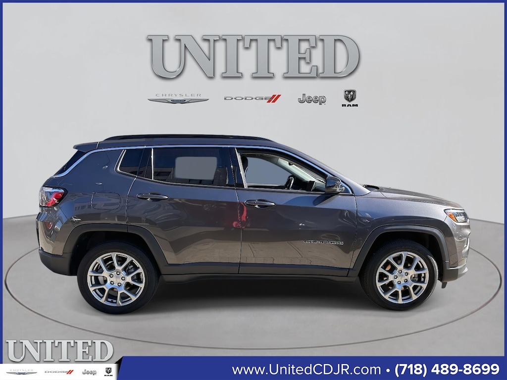 Used 2022 Jeep Compass Latitude Lux SUV