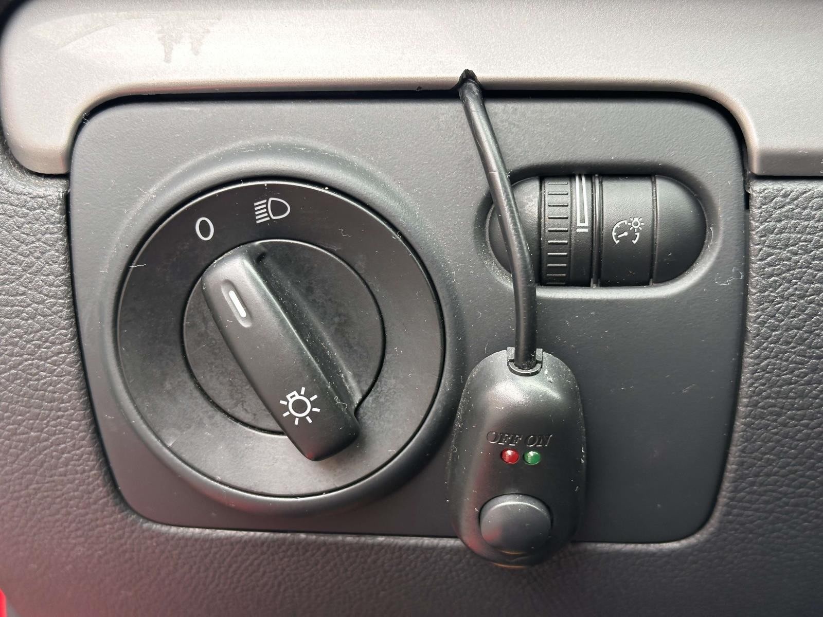 2012 Volkswagen Golf Base - Photo 23