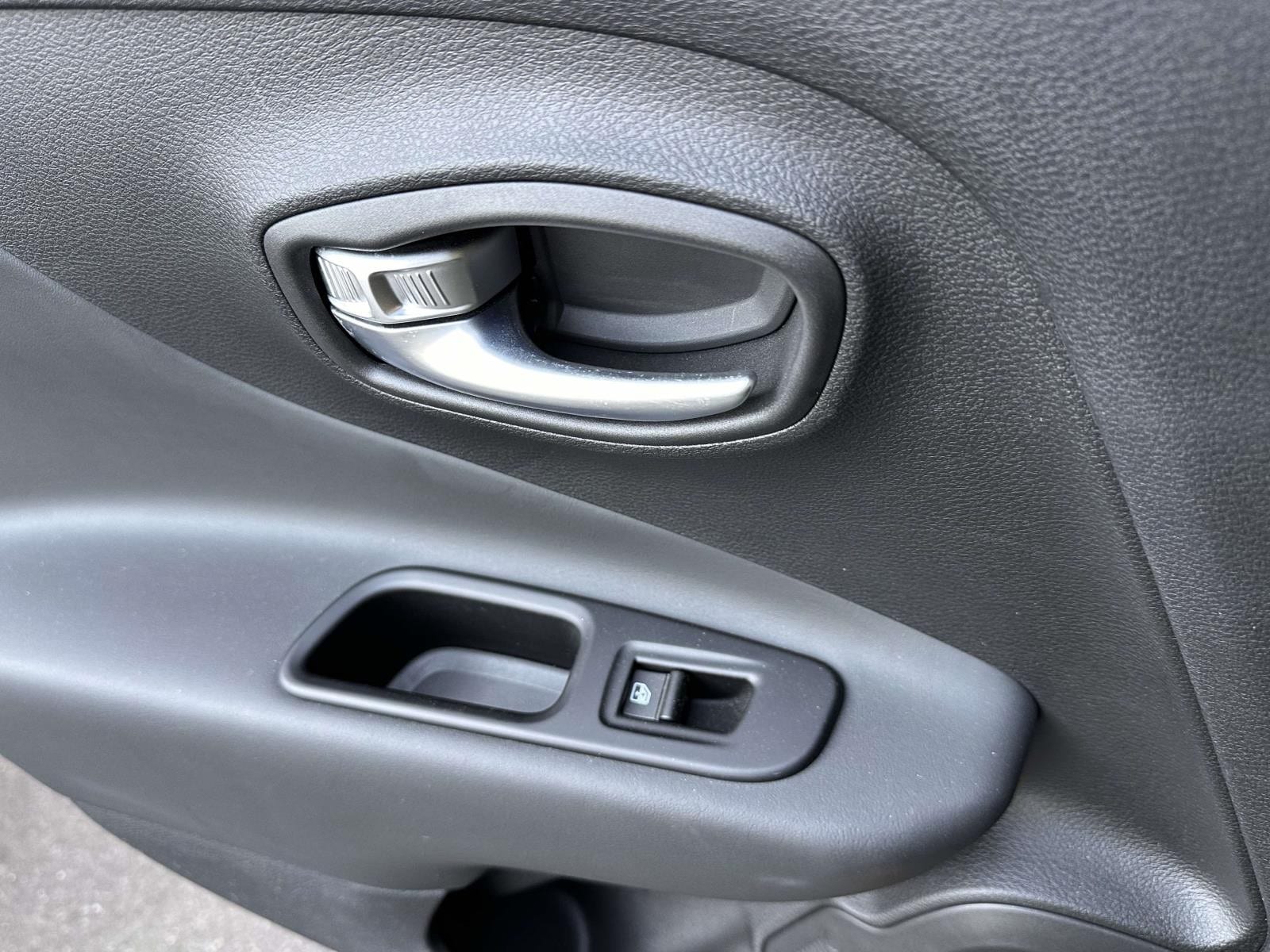 2020 Jeep Renegade Limited - Photo 23